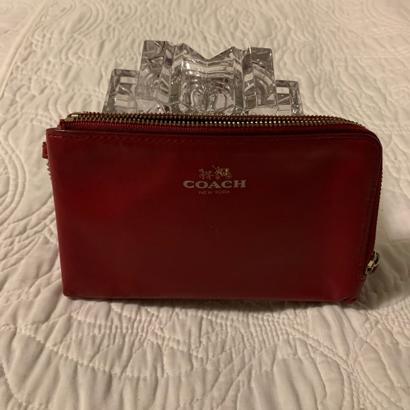 Coach Handbags - Coach Small Wallet